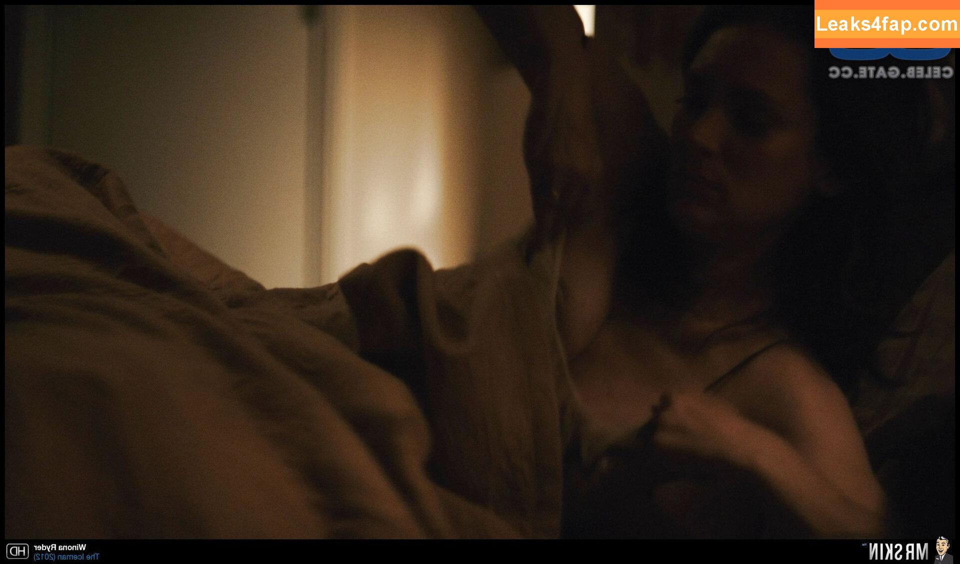 Winona Ryder / winonaryderofficial leaked photo photo #0227