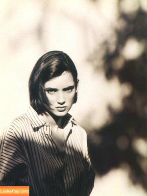 Winona Ryder photo #0062