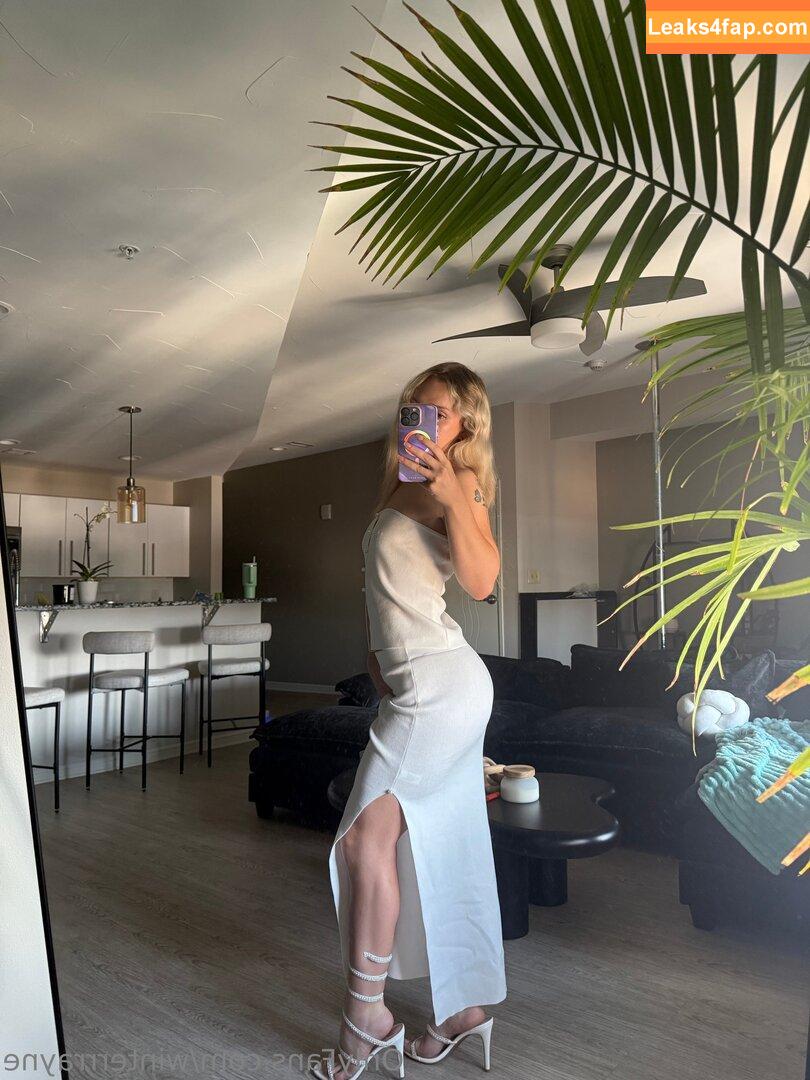 winterrrayne / winterrayne__ leaked photo photo #0012