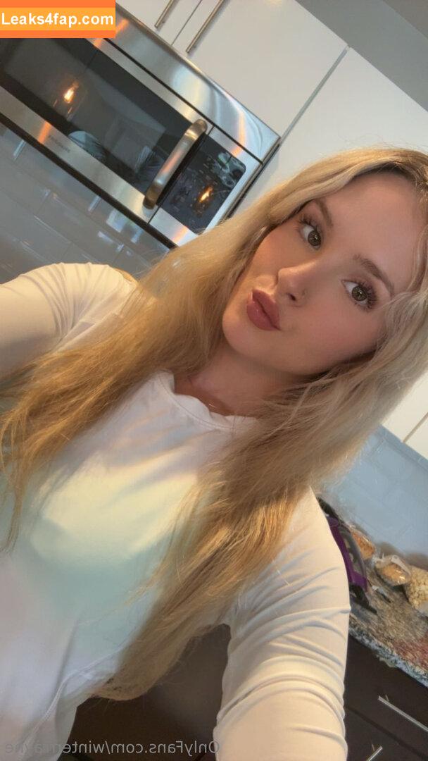 winterrrayne / winterrayne__ leaked photo photo #0024