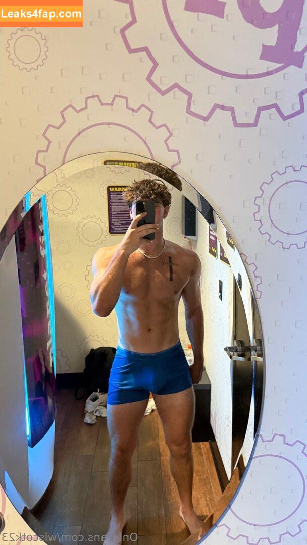 wiscotk23 /  leaked photo photo #0012