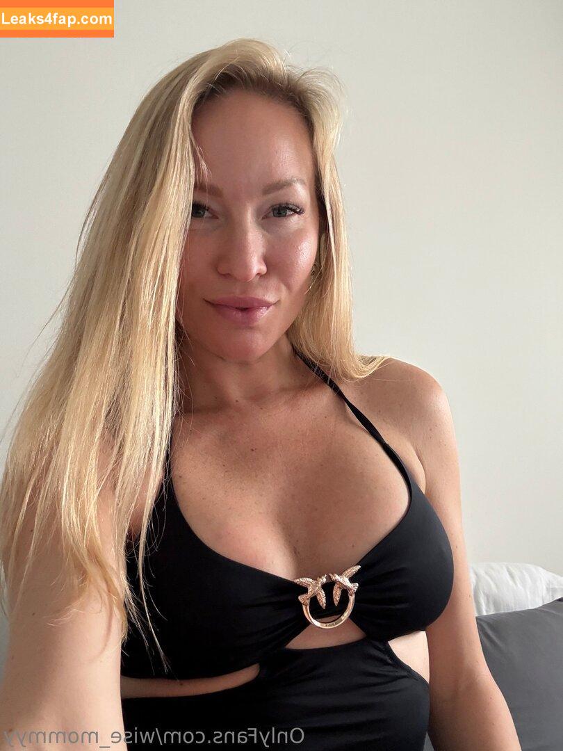 wise_mommyy /  leaked photo photo #0030