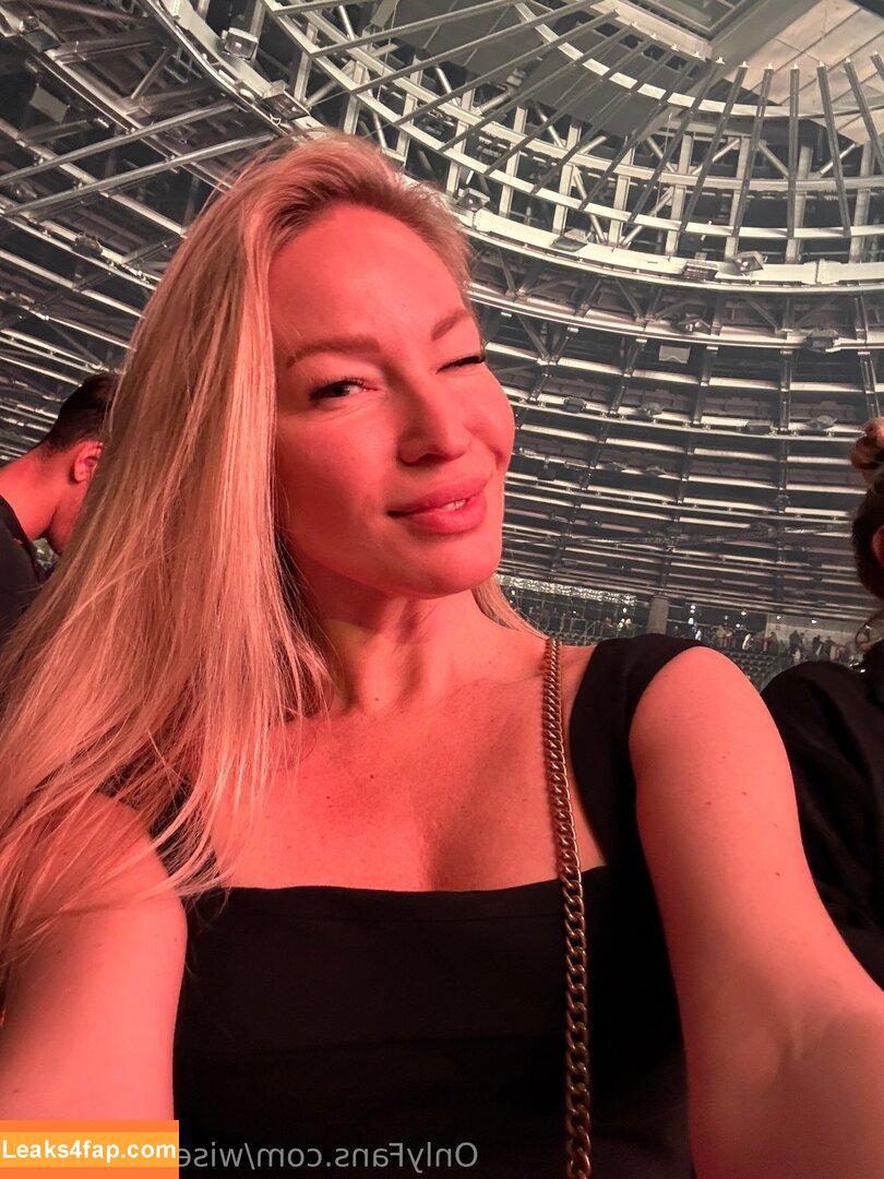 wise_mommyy /  leaked photo photo #0034