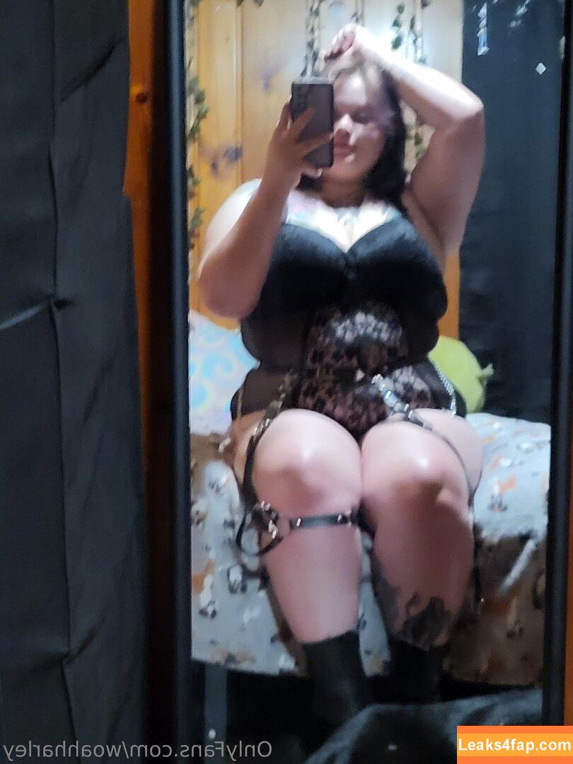 woahharley /  leaked photo photo #0008