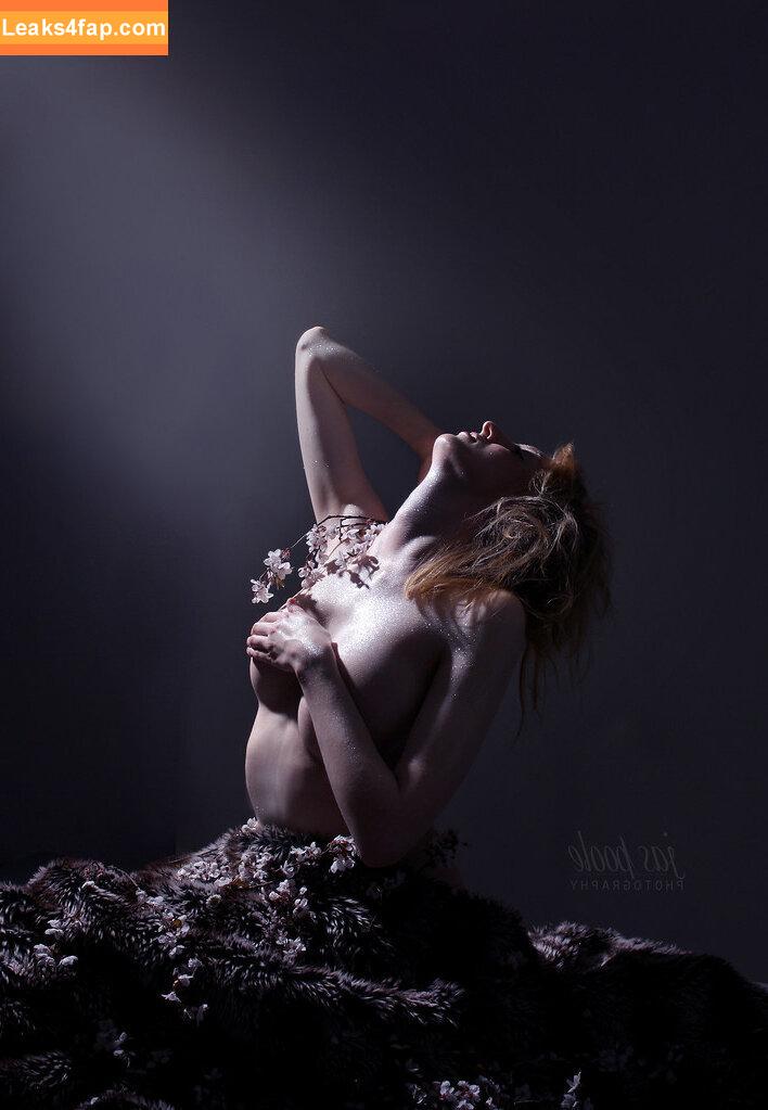 Wolf Alice /  leaked photo photo #0010