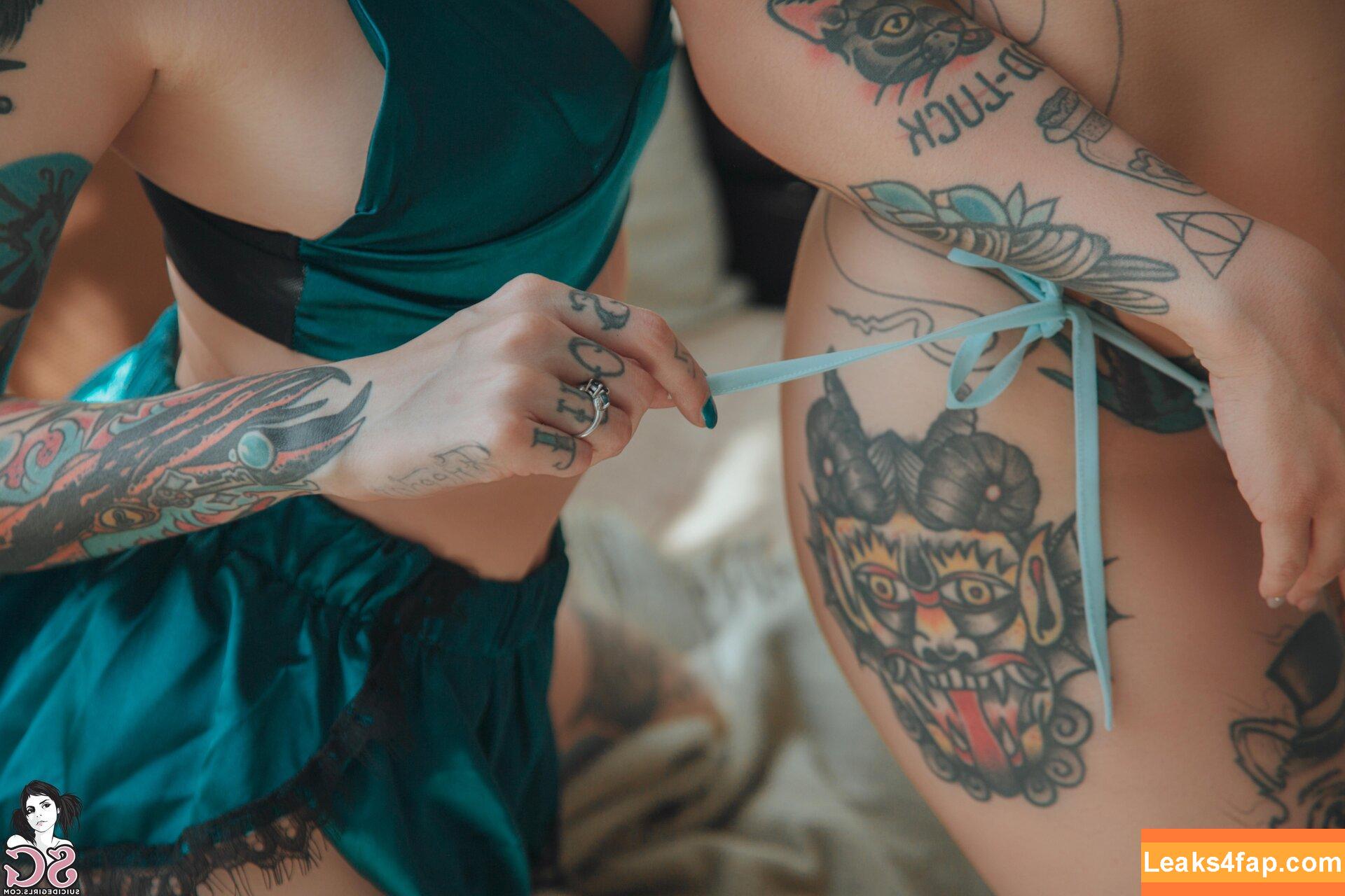 Wolf / wolf1834 leaked photo photo #0020