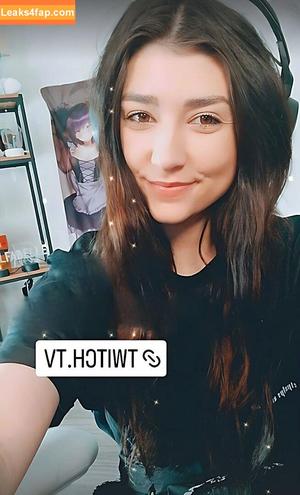 Wolfabelle photo #0190