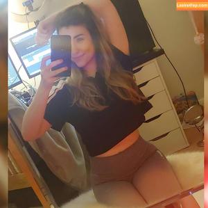 Wolfabelle photo #0320
