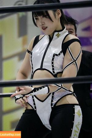 WomenJoshi photo #4040