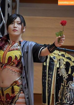 WomenJoshi photo #4056