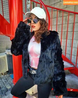 WomenJoshi photo #4064