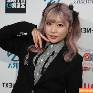 WomenJoshi photo #4180