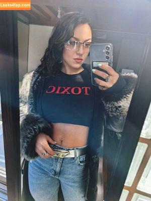 WomenJoshi photo #4332