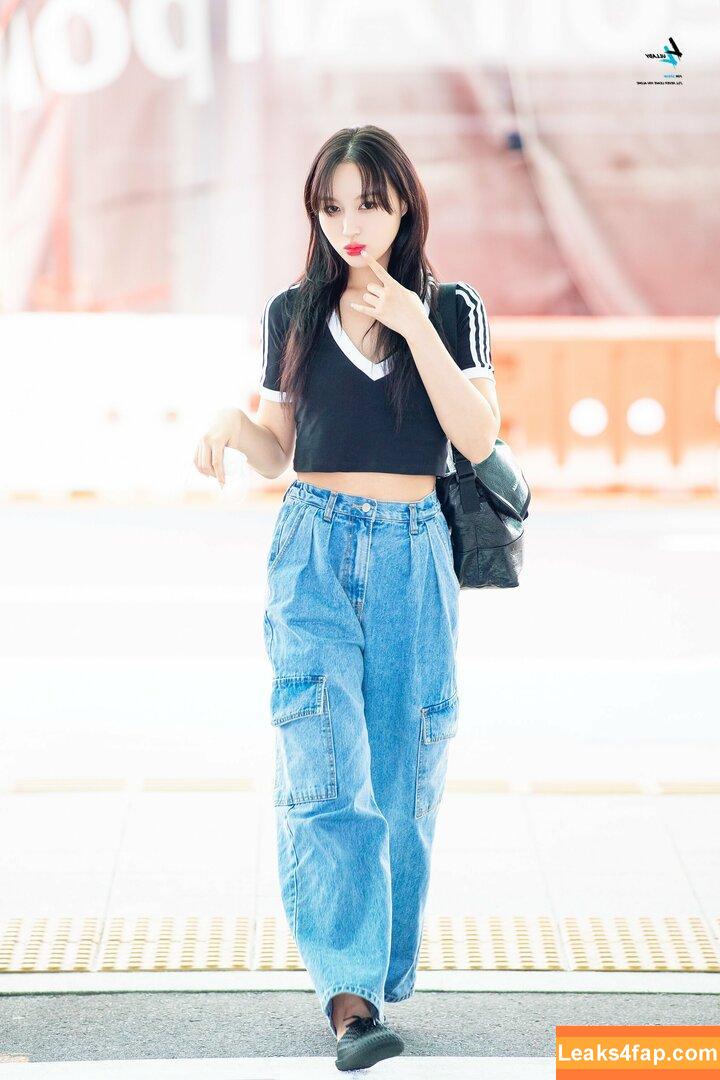 WomenK-pop /  leaked photo photo #0021