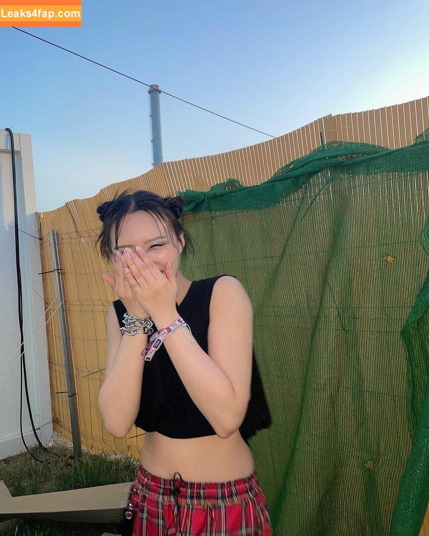 WomenK-pop /  leaked photo photo #0026