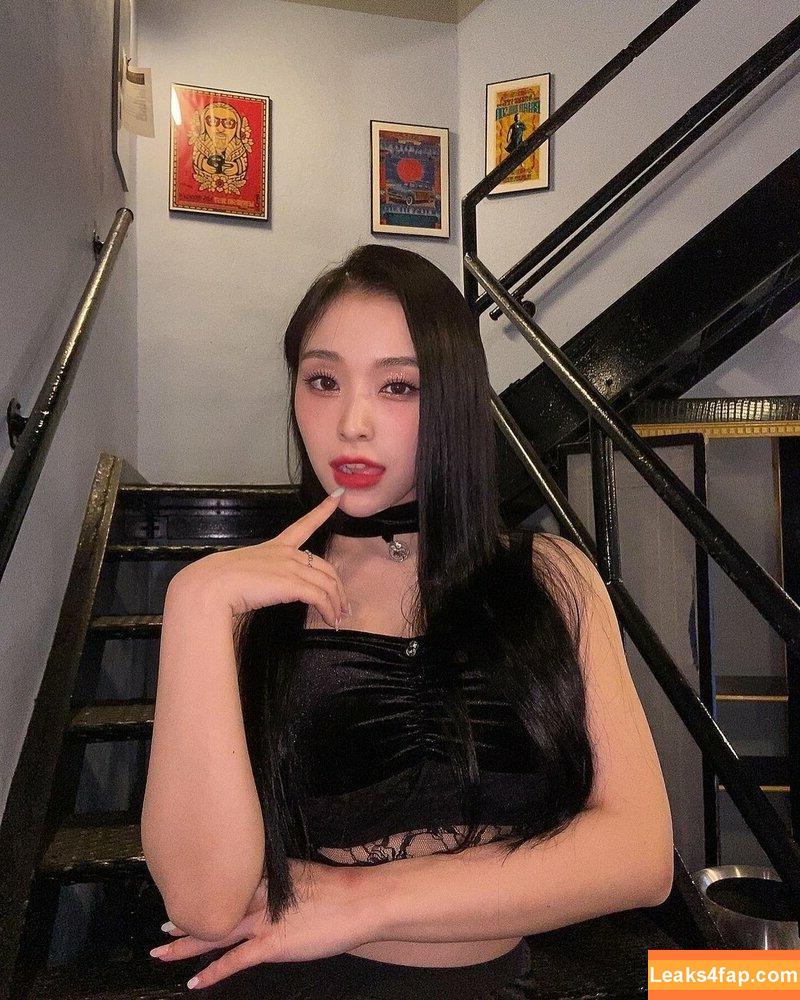 WomenK-pop /  leaked photo photo #0062