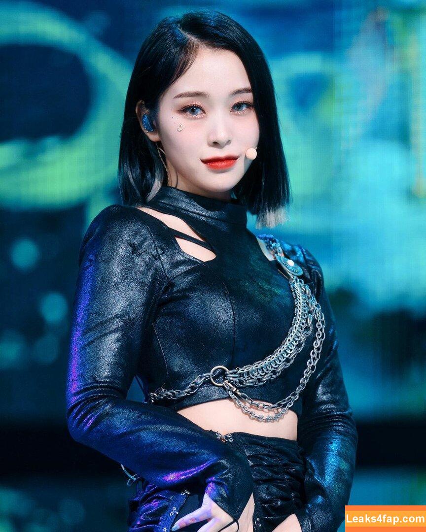 WomenK-pop /  leaked photo photo #0071