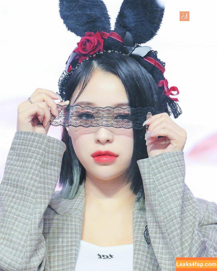 WomenK-pop /  leaked photo photo #0074