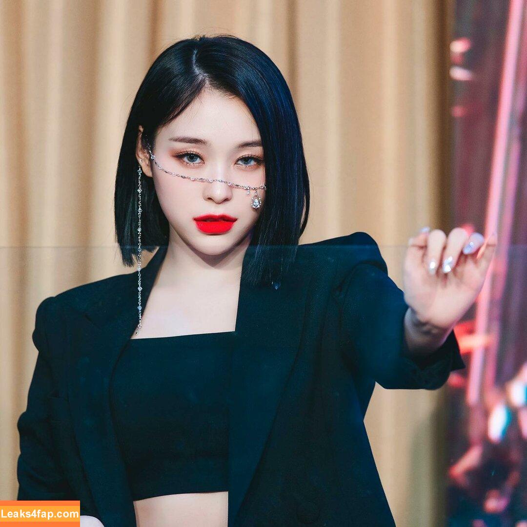 WomenK-pop /  leaked photo photo #0077
