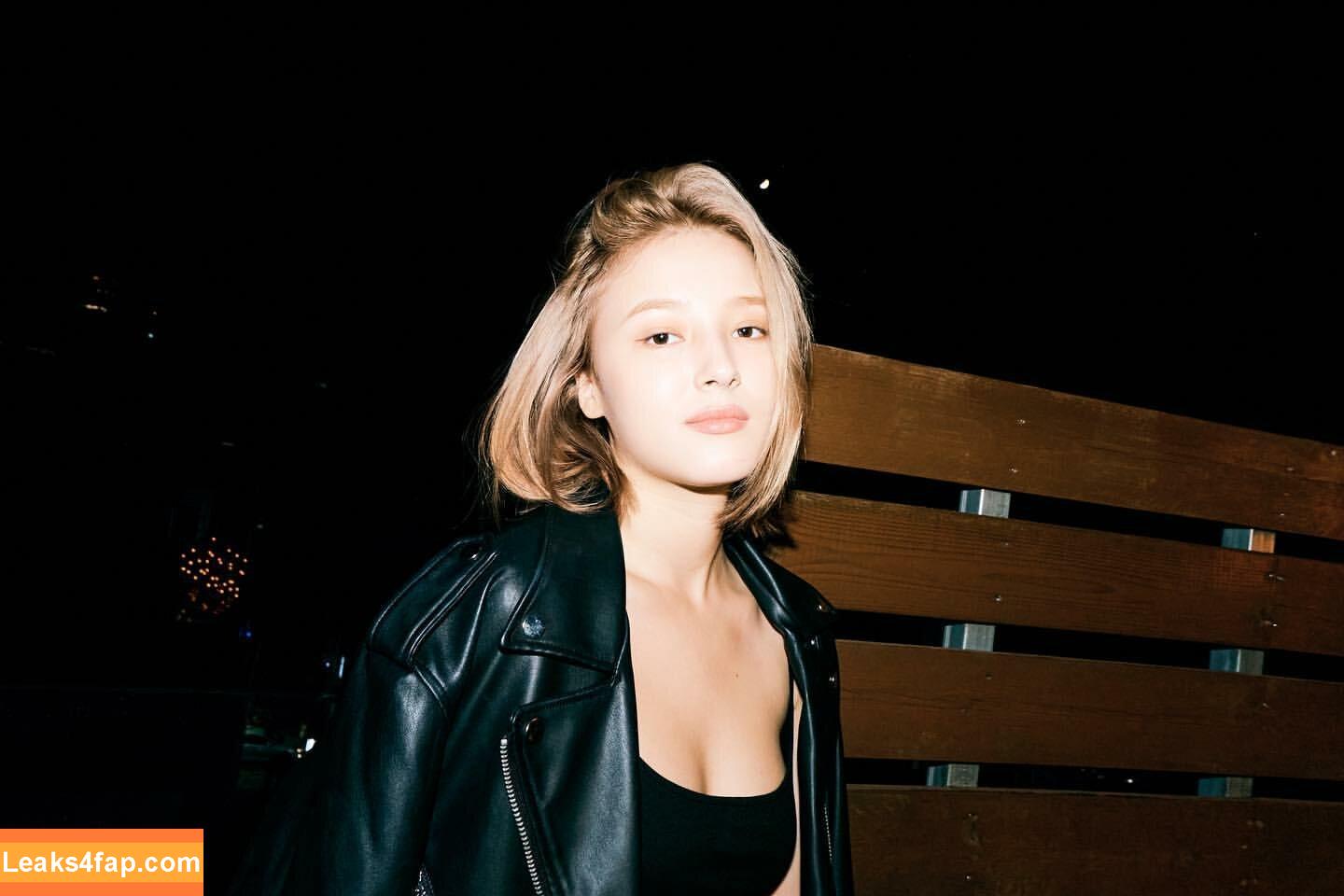 WomenK-pop /  leaked photo photo #0081