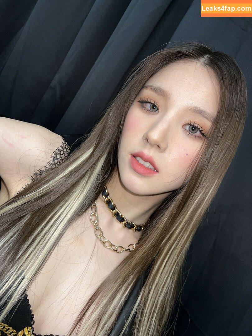 WomenK-pop /  leaked photo photo #0091