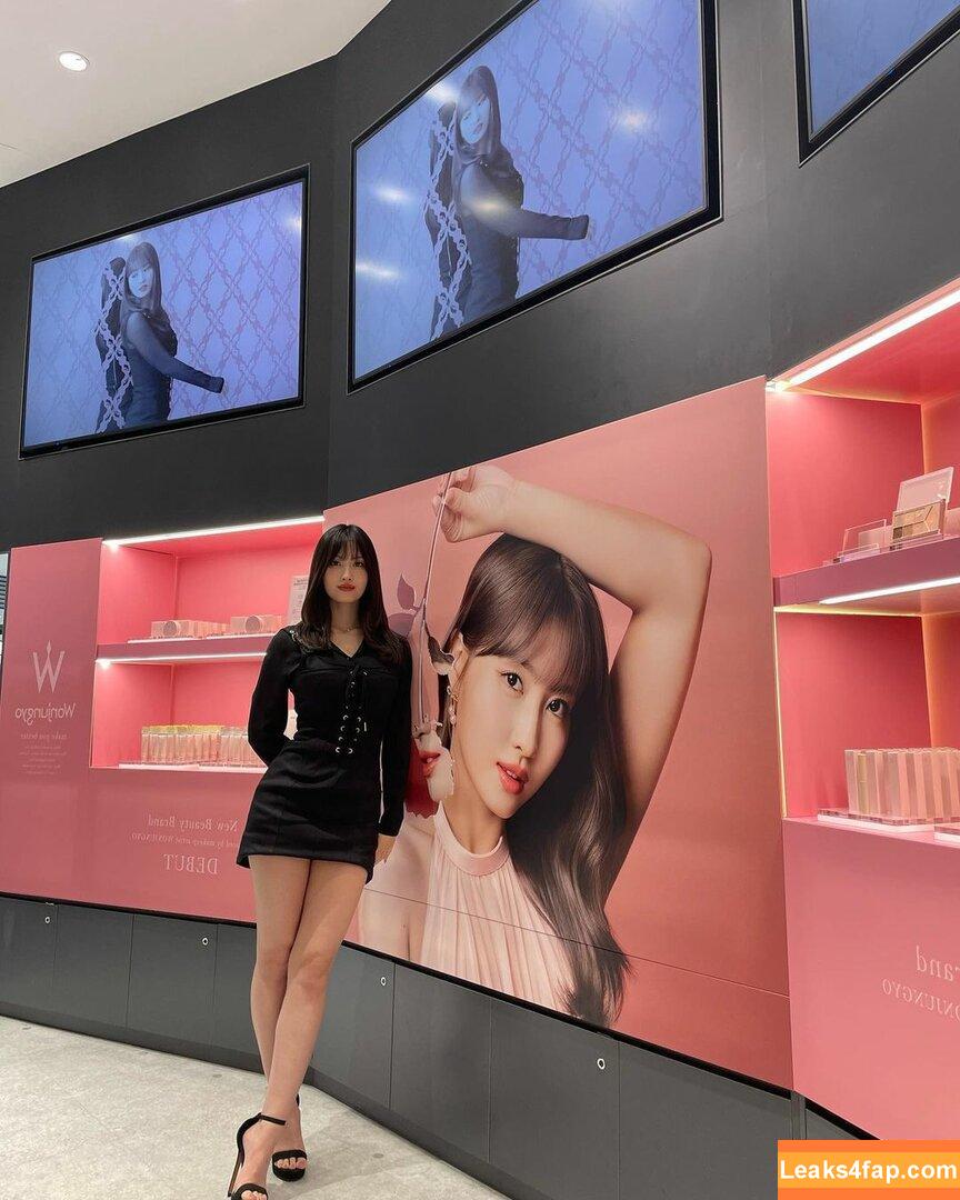 WomenK-pop /  leaked photo photo #0099