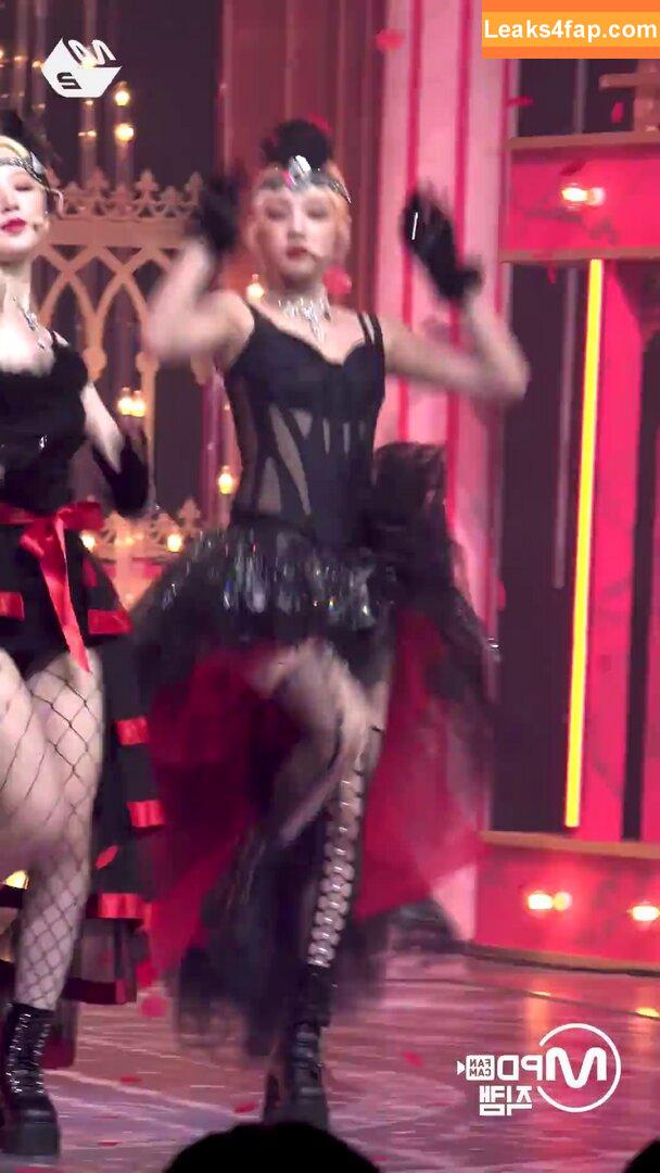 WomenK-pop /  leaked photo photo #0105