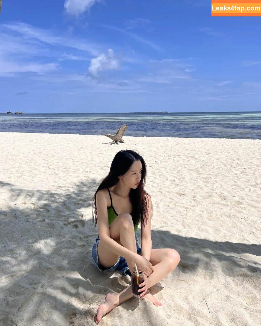 WomenK-pop /  leaked photo photo #0118