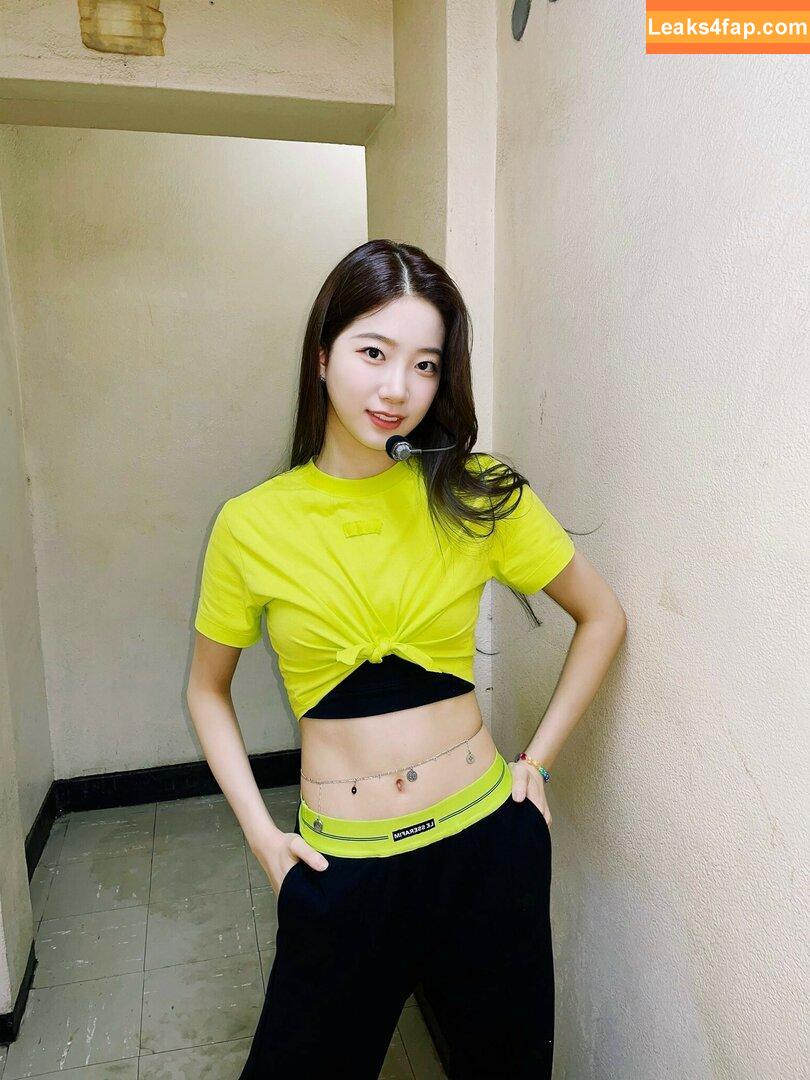 WomenK-pop /  leaked photo photo #0133