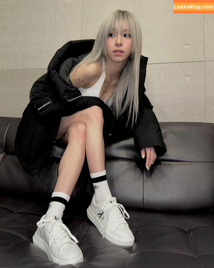 WomenK-pop /  leaked photo photo #0151