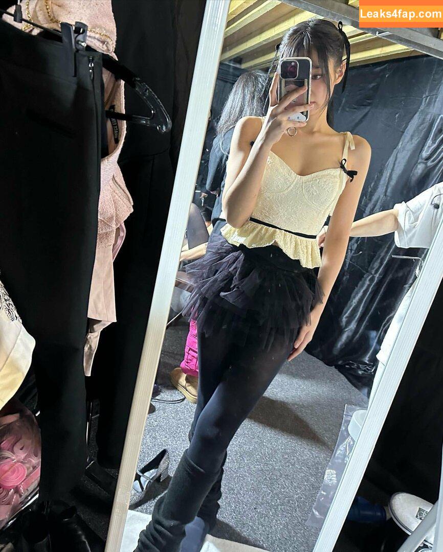 WomenK-pop /  leaked photo photo #0190