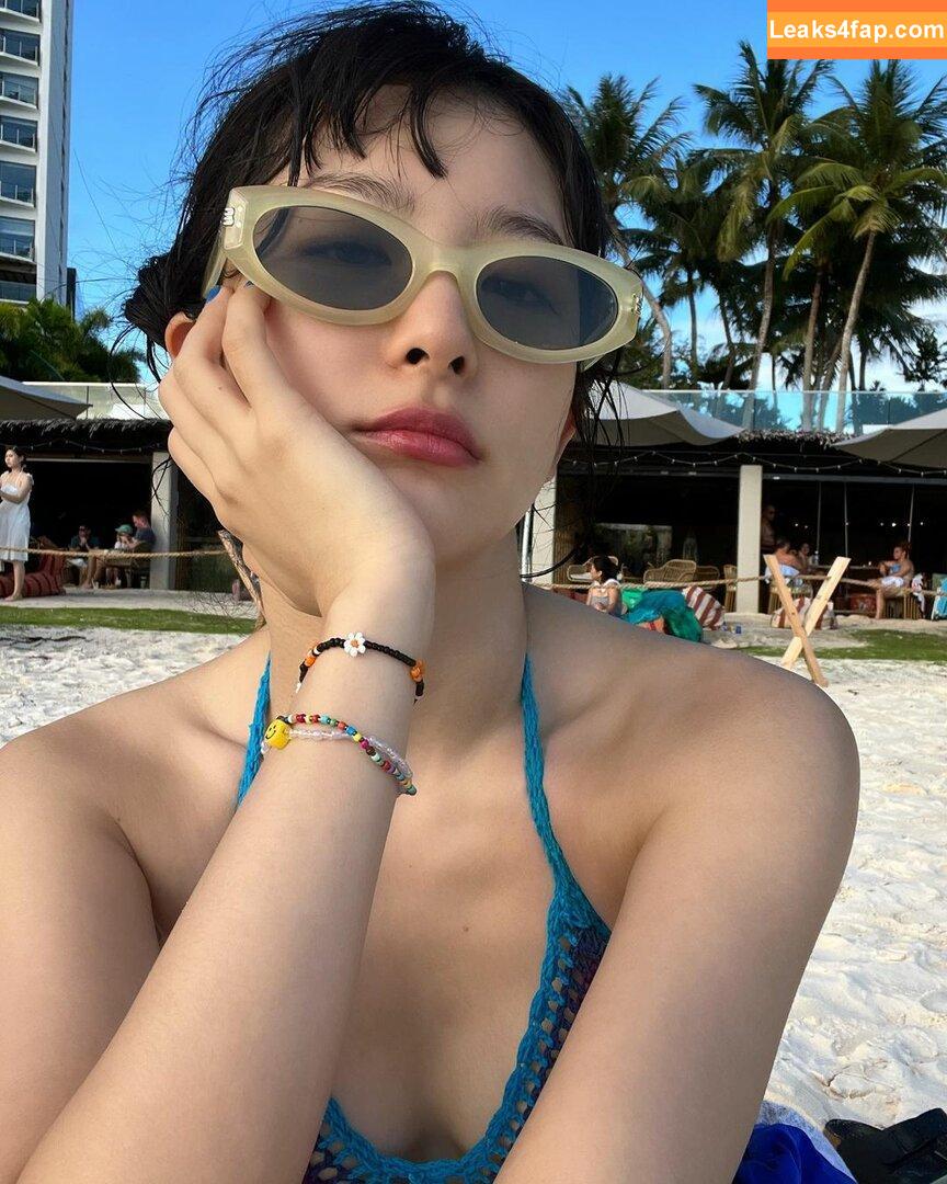 WomenK-pop /  leaked photo photo #0196