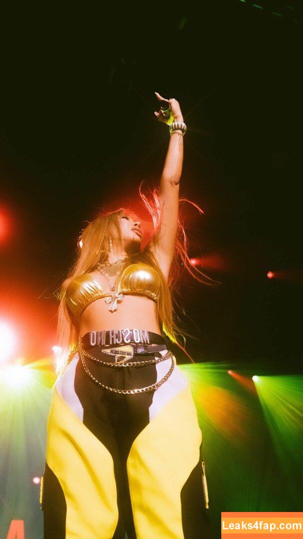 WomenK-pop /  leaked photo photo #0220