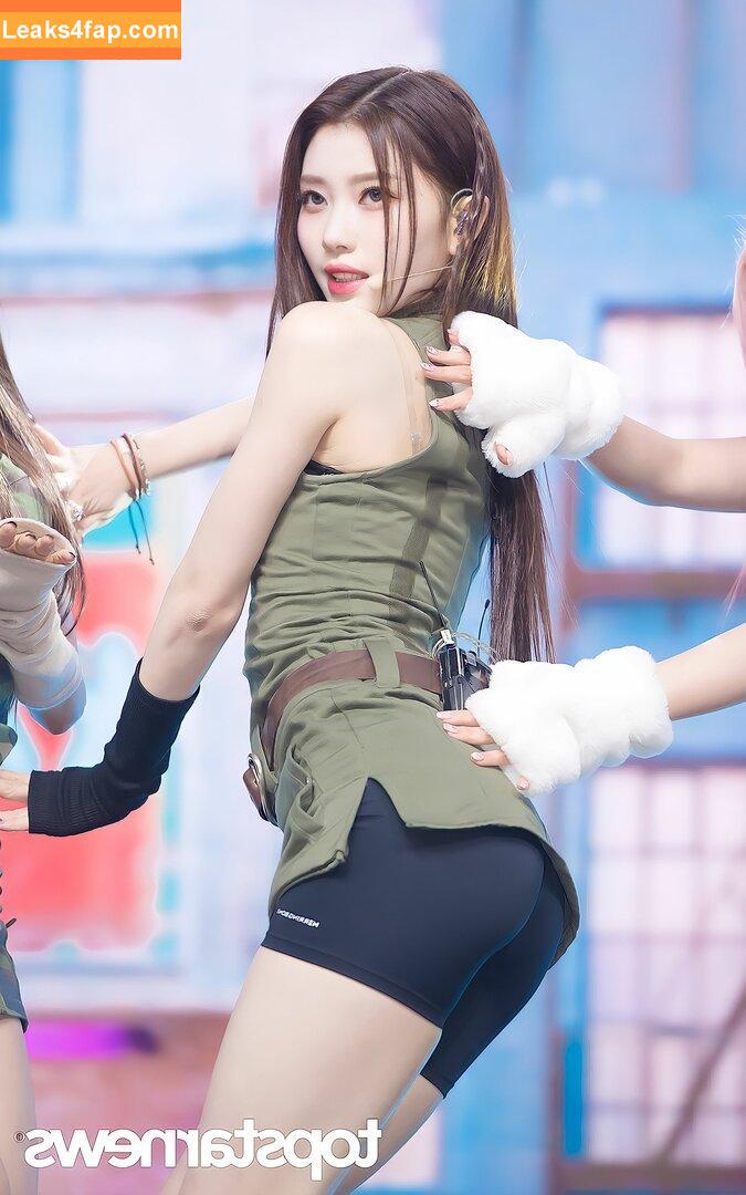 WomenK-pop /  leaked photo photo #0233