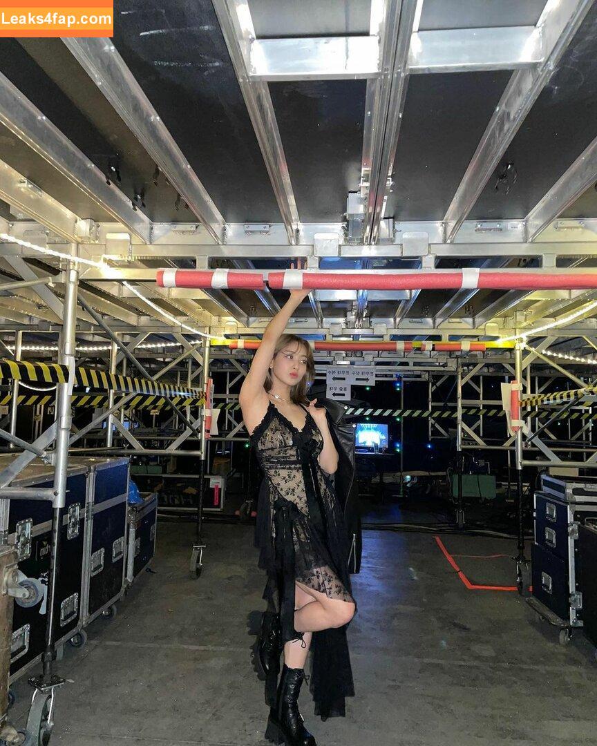 WomenK-pop /  leaked photo photo #0239