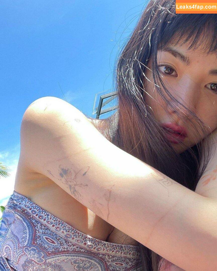 WomenK-pop /  leaked photo photo #0247