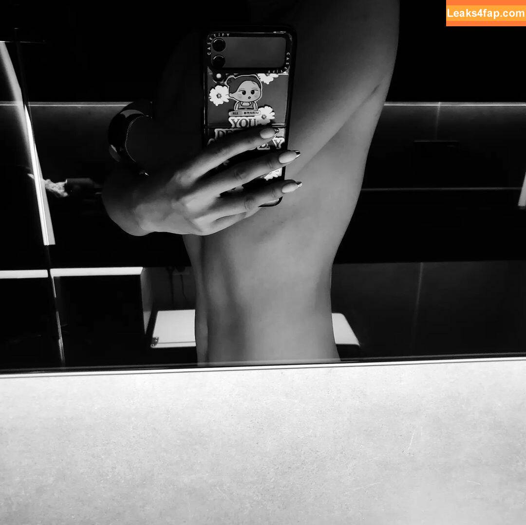 WomenK-pop /  leaked photo photo #0275