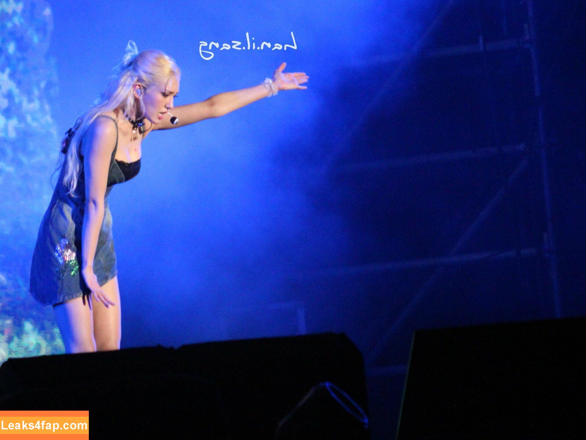 WomenK-pop /  leaked photo photo #0289