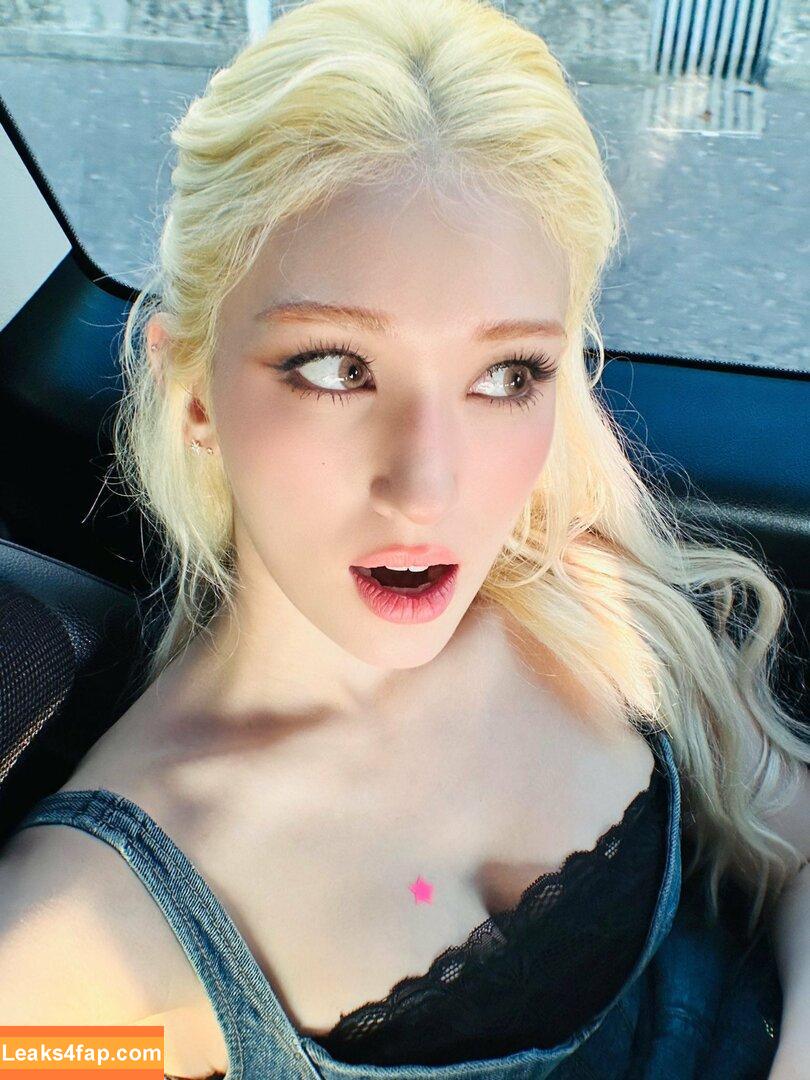 WomenK-pop /  leaked photo photo #0299