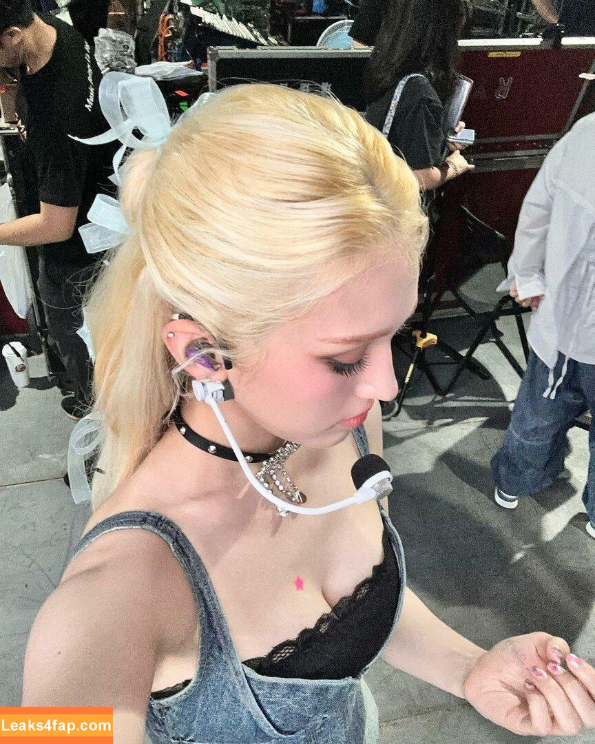 WomenK-pop /  leaked photo photo #0301