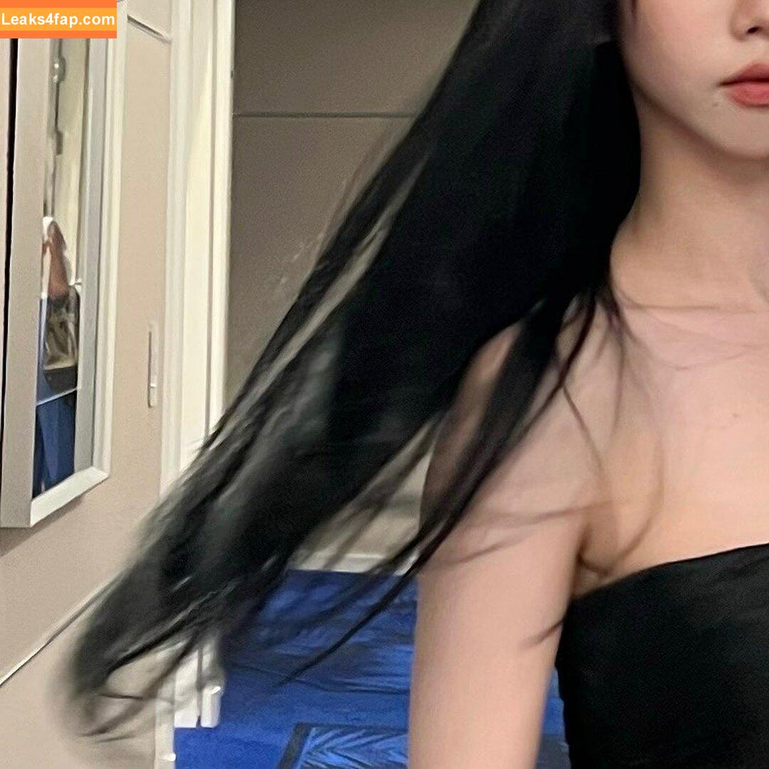 WomenK-pop /  leaked photo photo #0331