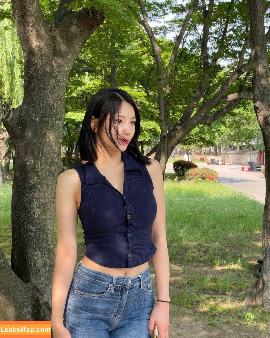 WomenK-pop /  leaked photo photo #0345
