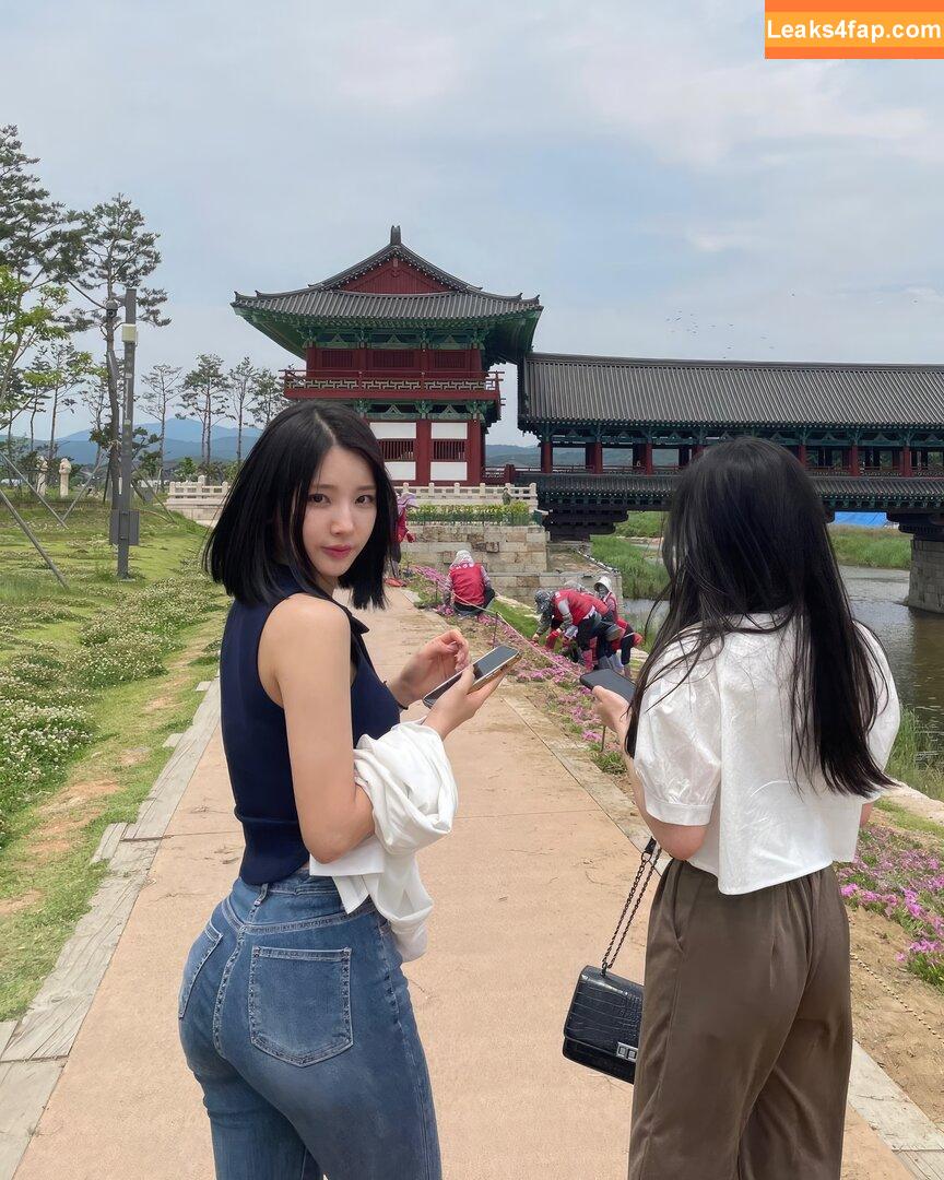 WomenK-pop /  leaked photo photo #0348