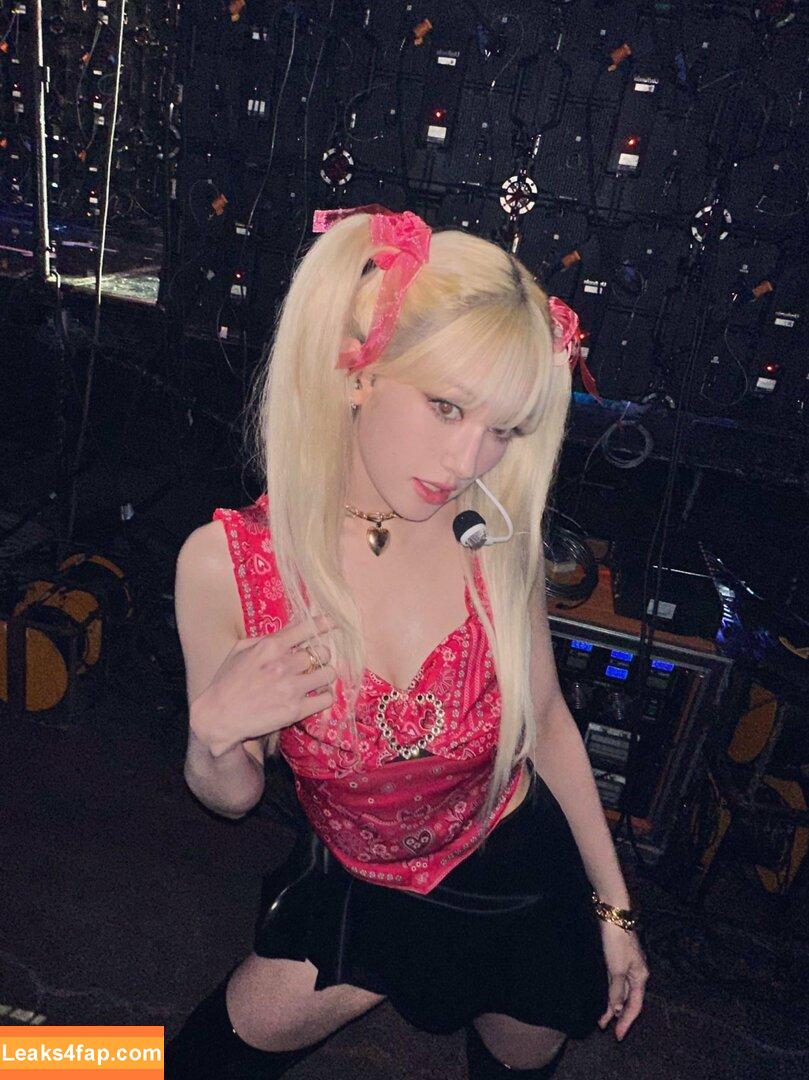 WomenK-pop /  leaked photo photo #0355