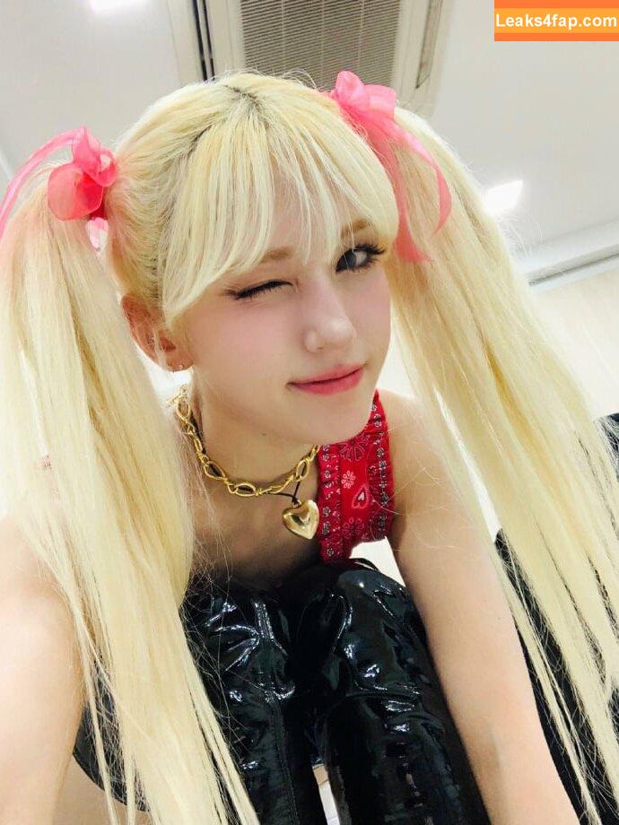 WomenK-pop /  leaked photo photo #0365