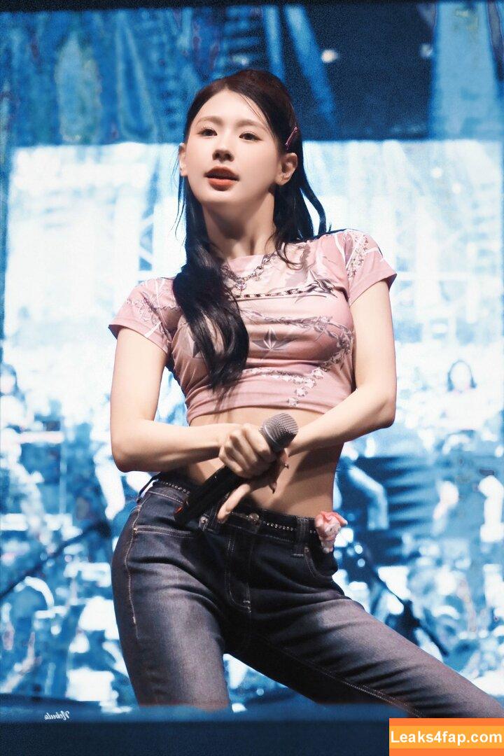WomenK-pop /  leaked photo photo #0384
