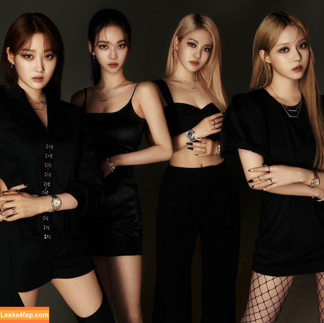 WomenK-pop /  leaked photo photo #0408