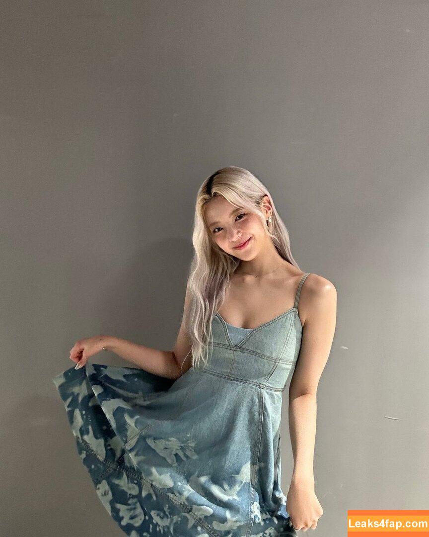 WomenK-pop /  leaked photo photo #0415