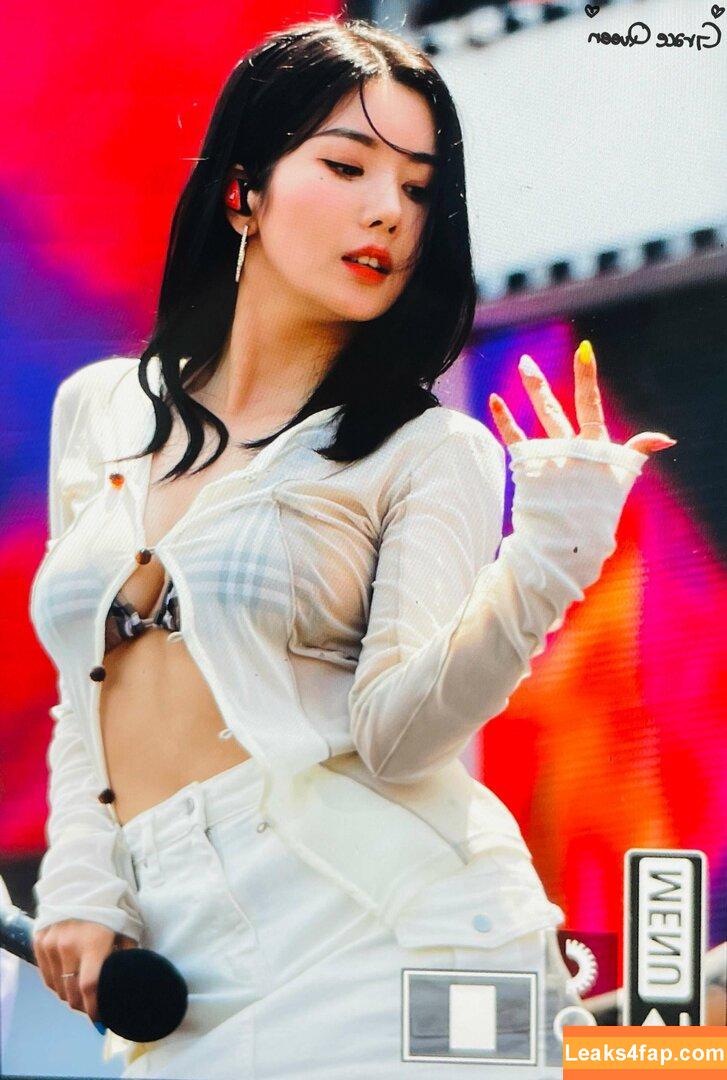 WomenK-pop /  leaked photo photo #0457