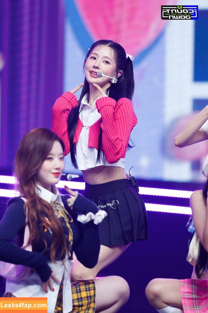 WomenK-pop /  leaked photo photo #0485